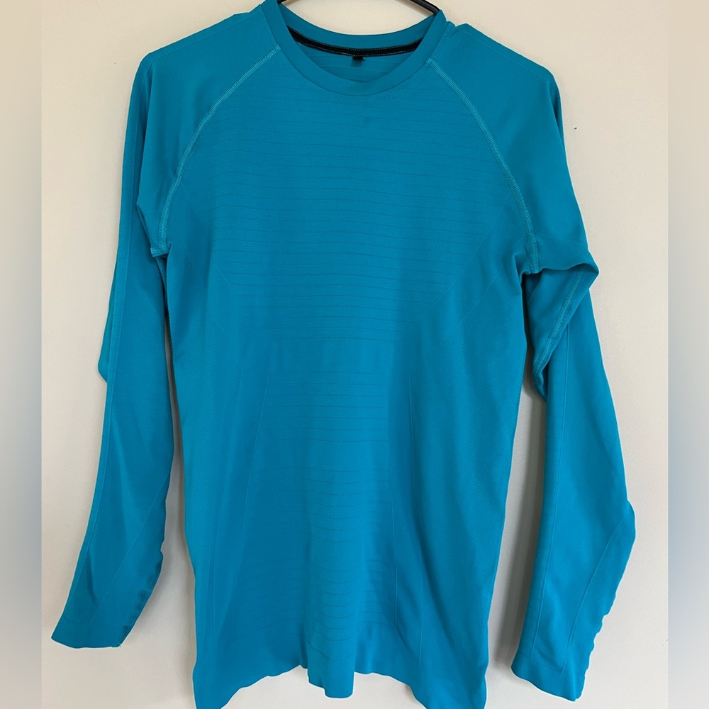 Alphalete long sleeve tank